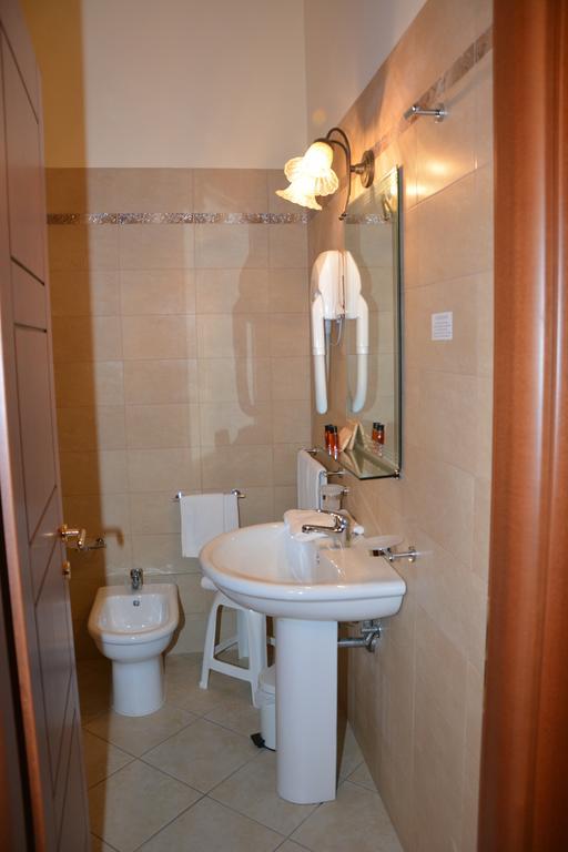 Pinus Rooms Benevento Luaran gambar