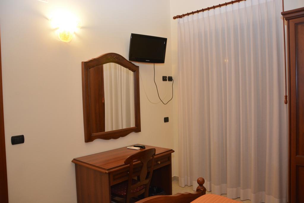 Pinus Rooms Benevento Luaran gambar