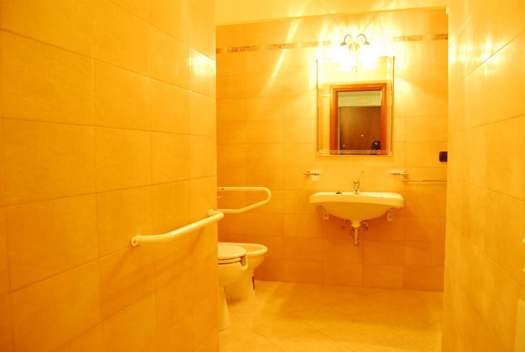 Pinus Rooms Benevento Bilik gambar