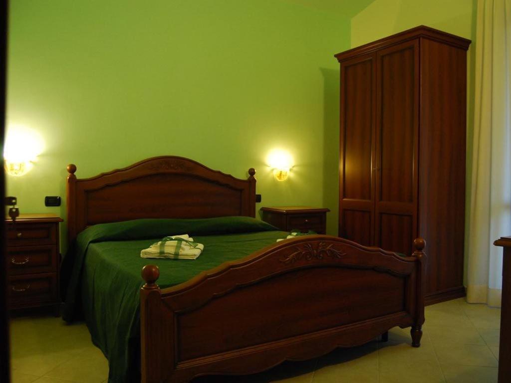 Pinus Rooms Benevento Luaran gambar